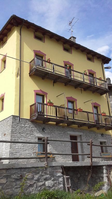 Maison Torrent Bed and Breakfast Doues Exterior foto